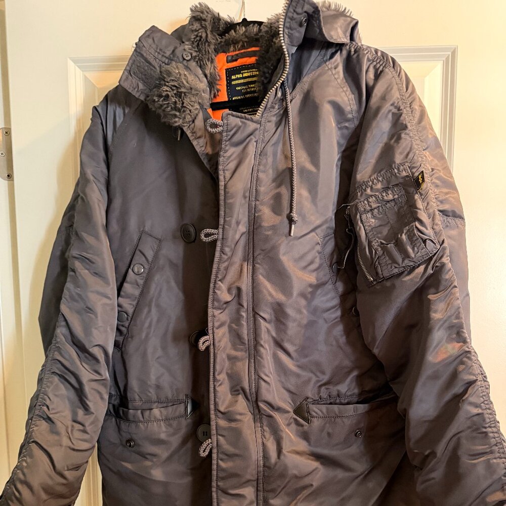 Alpha Industries N-3B Slim Fit Parka MED